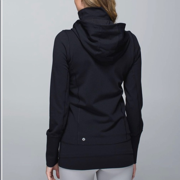 Lululemon Stride Jacket II - Picture 4 of 11